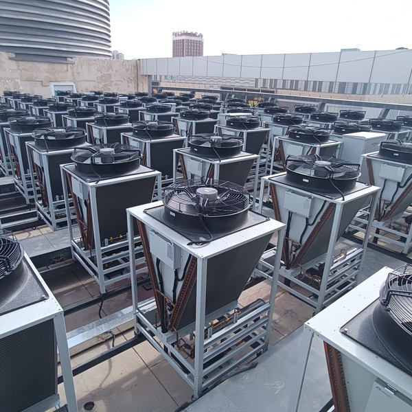 Fluorine Pump Free Cooling Solution for Aotong Intelligent Computing Center